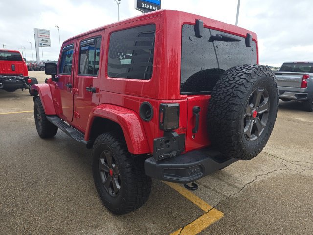 Used 2014 Jeep Wrangler Unlimited Sahara w/ Connectivity Group AWD/4WD image 13