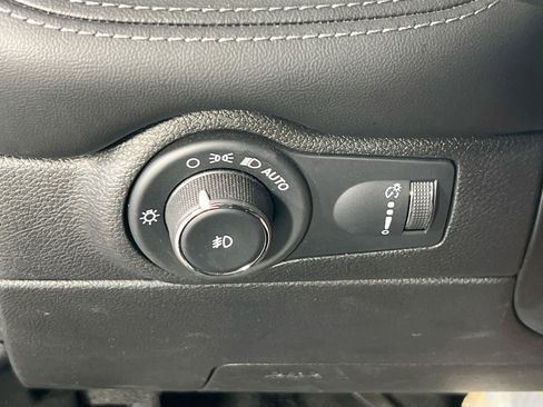 Used 2022 Dodge Durango GT AWD/4WD image 10