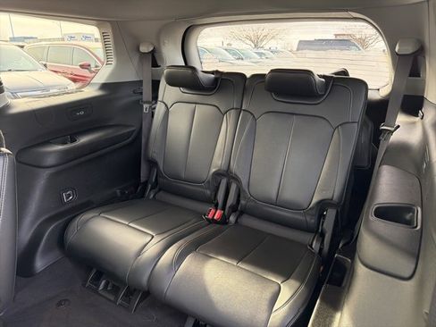 Used 2022 Jeep Grand Cherokee L Limited image 12