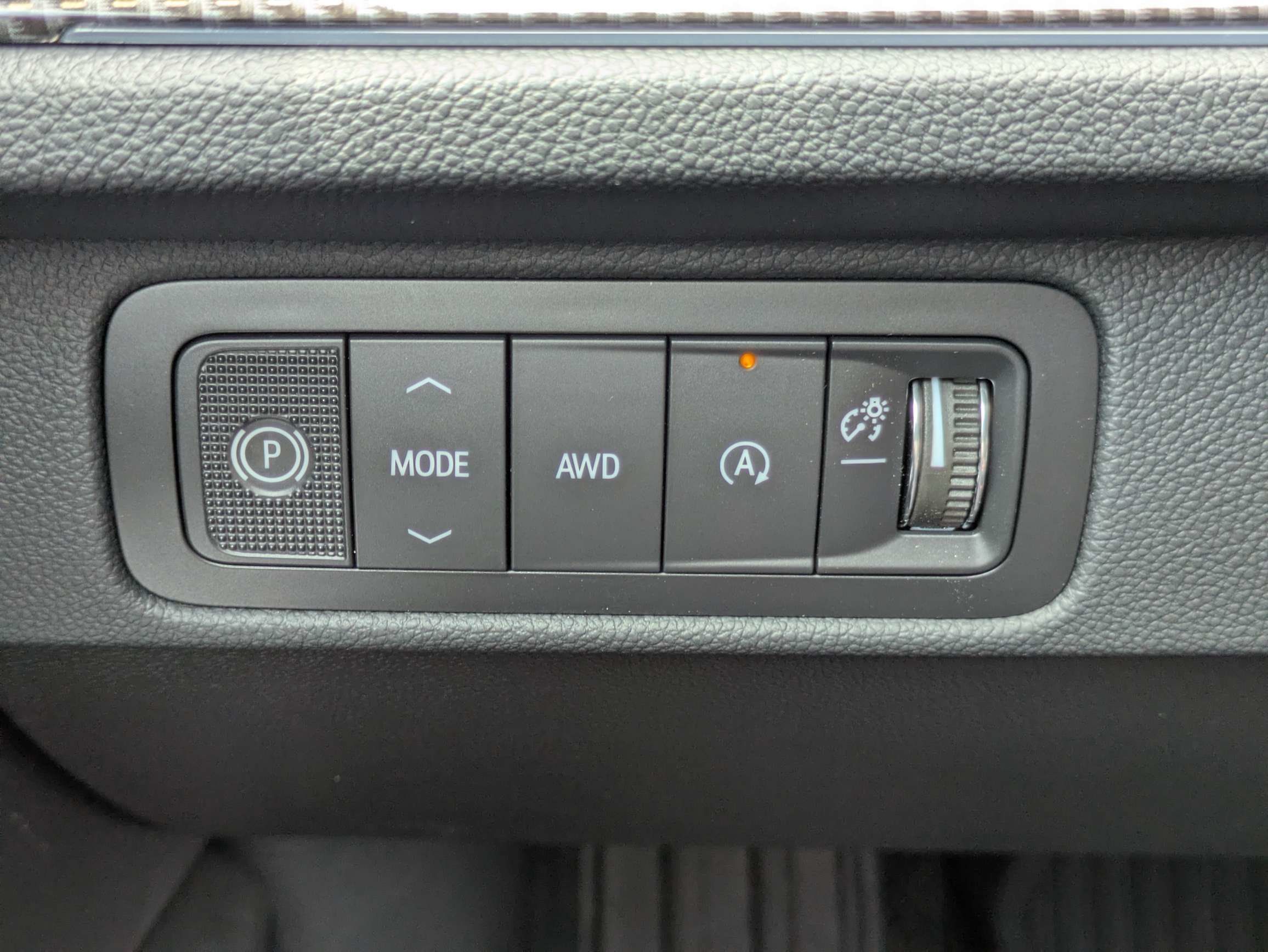 New 2027 Chevrolet Traverse Z71 w/ Enhanced Driving Package AWD/4WD image 16