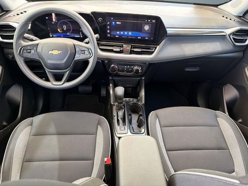Certified 2026 Chevrolet TrailBlazer LT w/ Driver Confidence Package FWD image 15