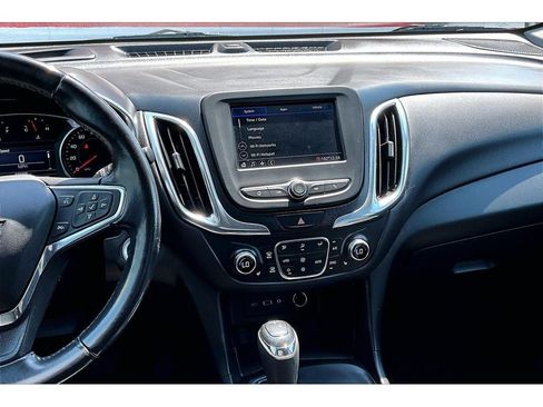 Used 2021 Chevrolet Equinox LT AWD/4WD image 7