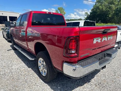 Used 2026 RAM 2500 Big Horn AWD/4WD image 4
