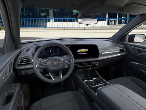New 2026 Chevrolet Traverse LT FWD image 15