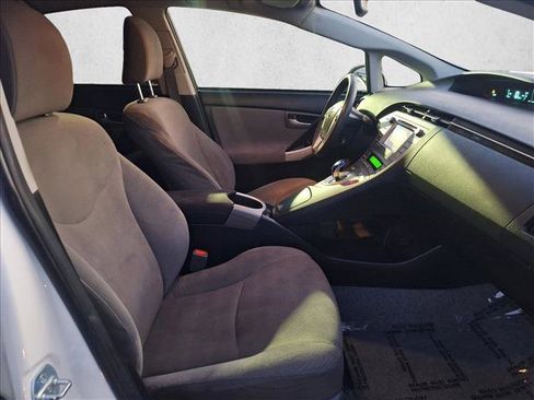 Used 2015 Toyota Prius Three image 20