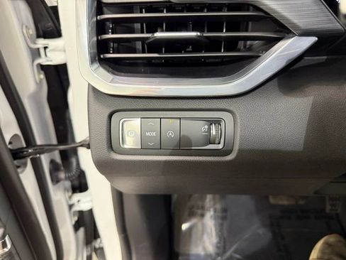 Certified 2025 GMC Acadia Elevation image 19