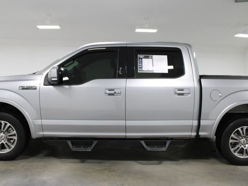 Used 2020 Ford F150 Lariat image 6