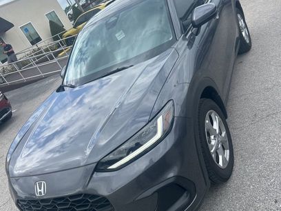 Used 2025 Honda HR-V LX