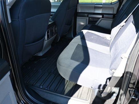 Used 2019 Ford F150 XLT w/ Equipment Group 302A Luxury image 10