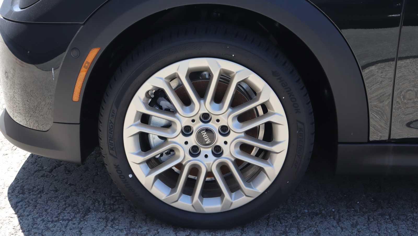 New 2026 MINI Cooper 2-Door Hardtop FWD image 3