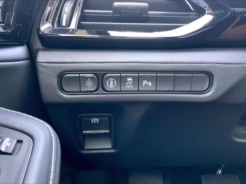 Used 2026 Acura MDX FWD w/ Technology Package image 14