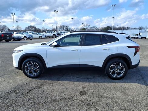 New 2026 Chevrolet Trax LT w/ Driver Confidence Package image 6