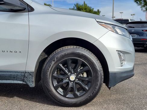 Used 2018 Chevrolet Equinox LS image 29