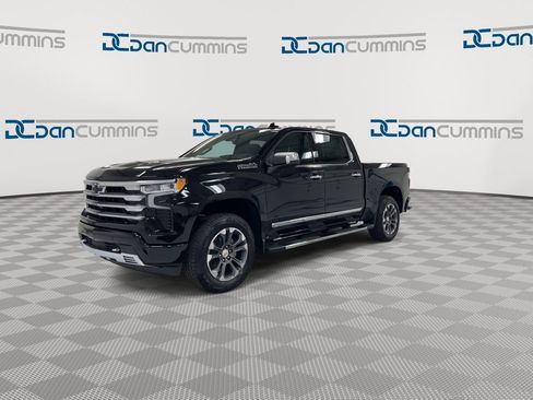 New 2026 Chevrolet Silverado 1500 High Country w/ Technology Package AWD/4WD image 4
