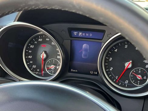 Used 2019 Mercedes-Benz SLC 300 image 21