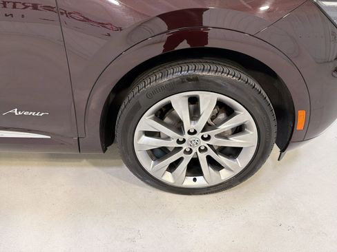 Used 2023 Buick Envision Avenir image 30