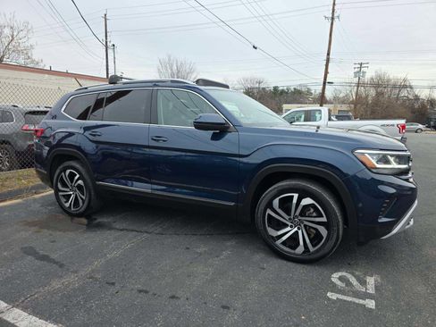 Used 2021 Volkswagen Atlas SEL Premium AWD/4WD image 4