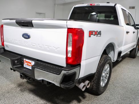 Used 2023 Ford F250 XLT w/ FX4 Off-Road Package AWD/4WD image 7