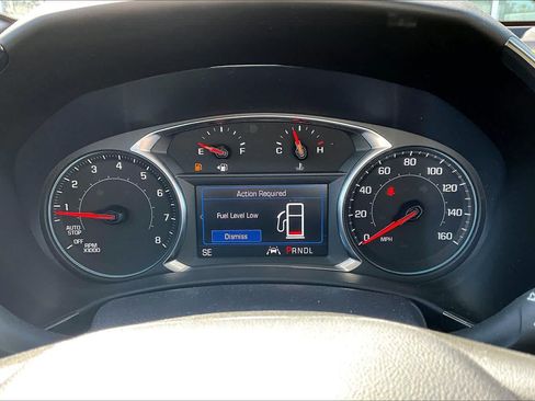 Used 2023 Chevrolet Equinox RS FWD image 25