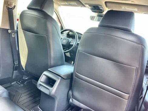 Certified 2025 Honda HR-V EX-L image 13