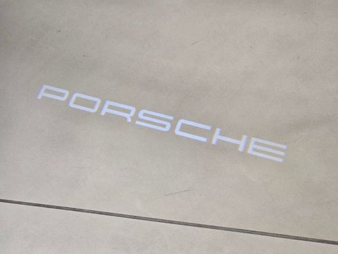 Used 2025 Porsche Panamera 4 AWD/4WD image 28