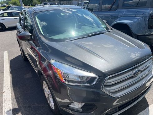Used 2019 Ford Escape SE AWD/4WD image 4