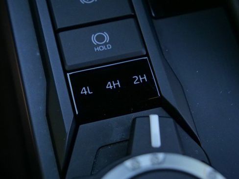 Used 2025 Toyota Tacoma TRD Sport w/ TRD Sport Premium Package image 20