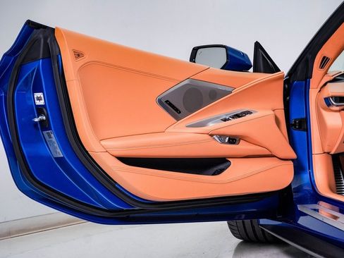 Used 2022 Chevrolet Corvette Stingray Premium Conv w/ Z51 Performance Package image 31