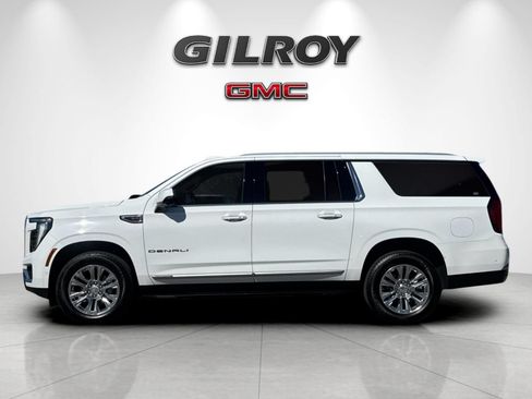 Used 2025 GMC Yukon XL Denali AWD/4WD image 6