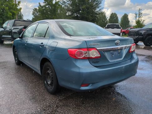 Used 2013 Toyota Corolla L FWD image 4