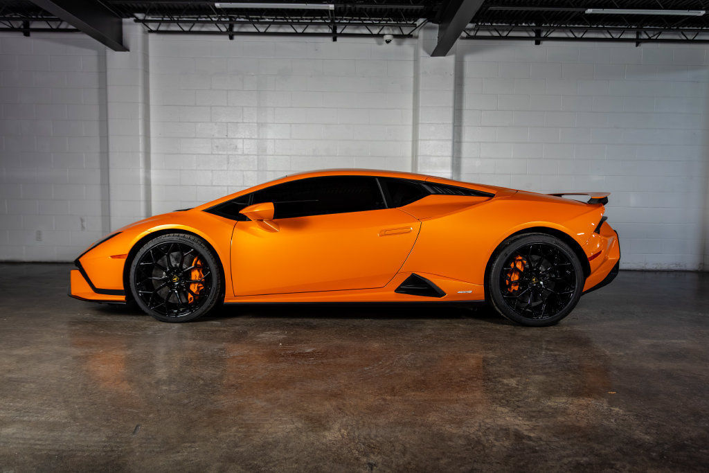 Used 2023 Lamborghini Huracan Tecnica RWD image 6