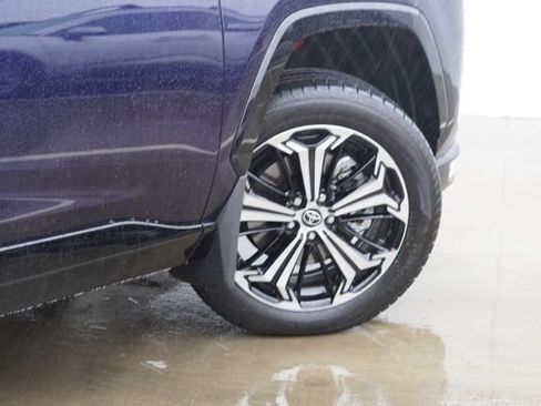 Certified 2025 Toyota RAV4 XSE image 8