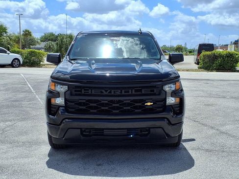 Used 2024 Chevrolet Silverado 1500 Custom RWD image 2