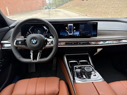 New 2026 BMW 760i xDrive w/ Executive Package image 21