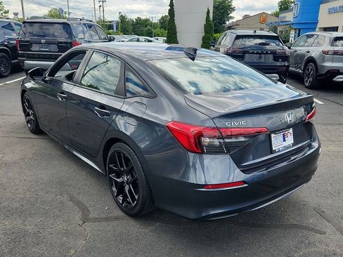 Used 2024 Honda Civic Sport image 4