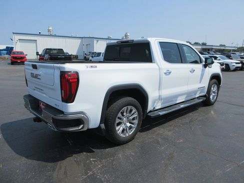 Used 2021 GMC Sierra 1500 SLT w/ SLT Premium Plus Package AWD/4WD image 5