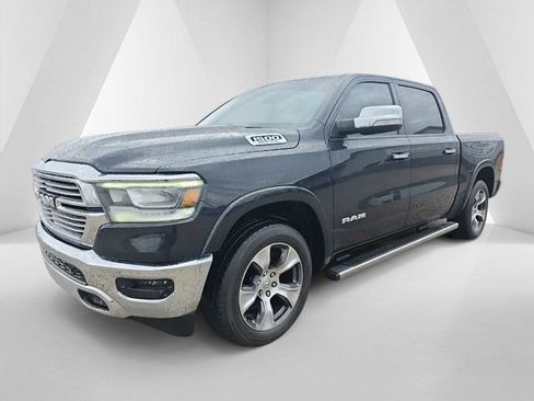 Used 2019 RAM 1500 Laramie AWD/4WD image 3