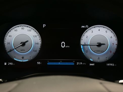 Used 2023 Hyundai Santa Fe SEL w/ Premium Package image 24