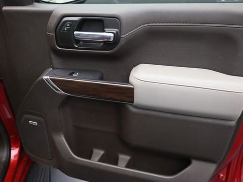 Used 2021 GMC Sierra 1500 SLT image 34