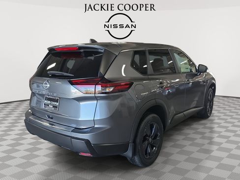 New 2026 Nissan Rogue SV w/ Cold Weather Package FWD image 5