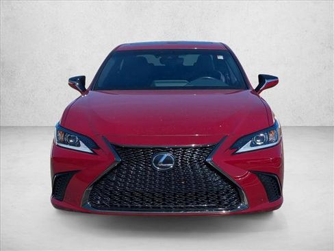 Used 2022 Lexus ES 350 F Sport image 2