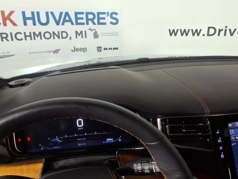 Used 2024 Jeep Grand Wagoneer L Series III w/ HD Trailer Tow Package image 23