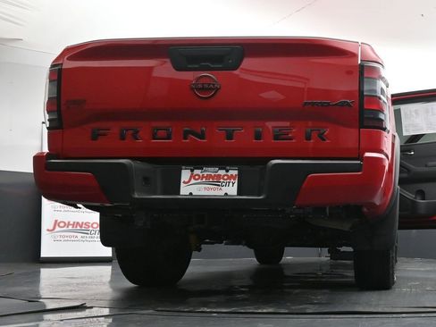 Used 2024 Nissan Frontier PRO-4X w/ Off-Road Protection Package image 43