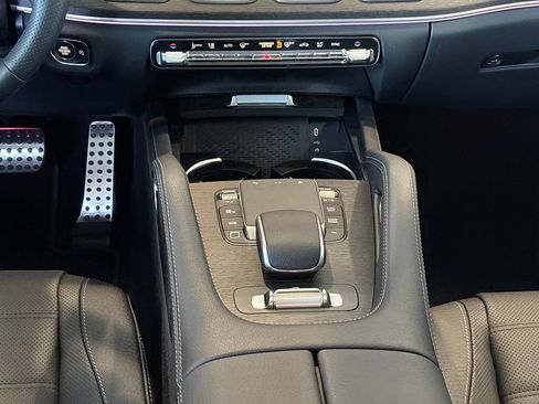 New 2026 Mercedes-Benz GLS 450 4MATIC image 29