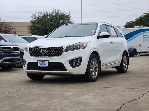 Used 2018 Kia Sorento SX image 3