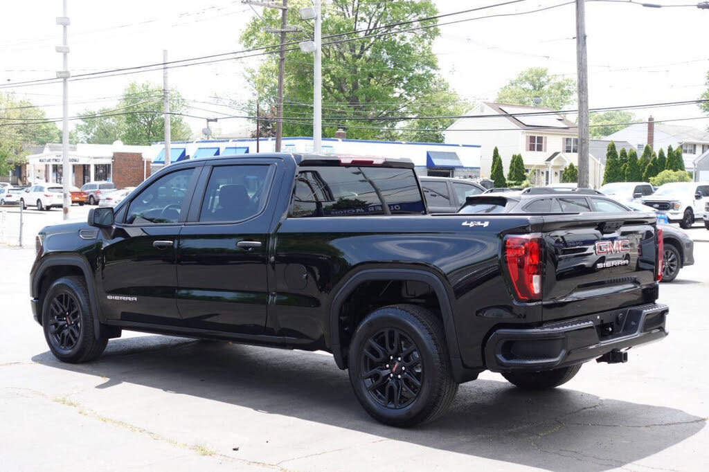 Used 2024 GMC Sierra 1500 Pro w/ Graphite Edition AWD/4WD image 3