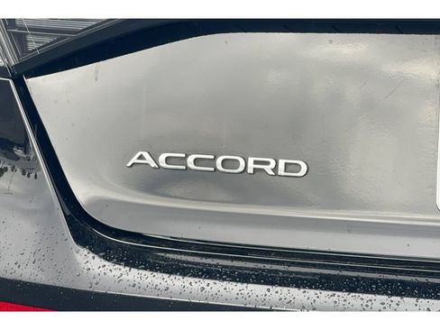 Used 2024 Honda Accord EX-L image 17