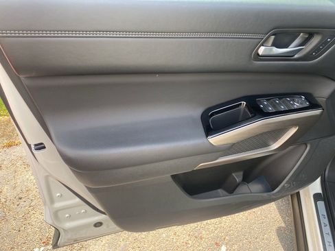 Used 2024 Nissan Pathfinder Platinum w/ Cargo Package image 53