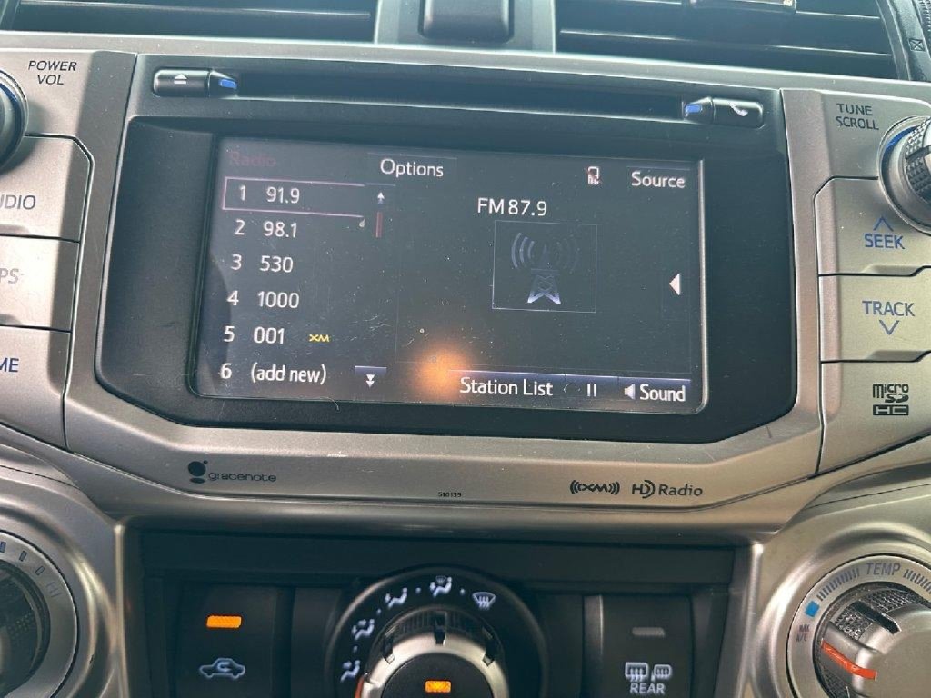 Used 2017 Toyota 4Runner SR5 AWD/4WD image 15