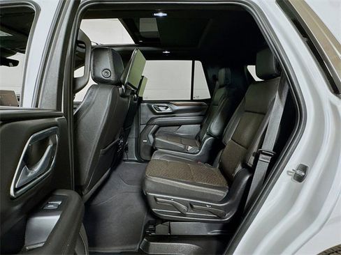 Certified 2024 Chevrolet Tahoe High Country w/ Advanced Technology Package image 24